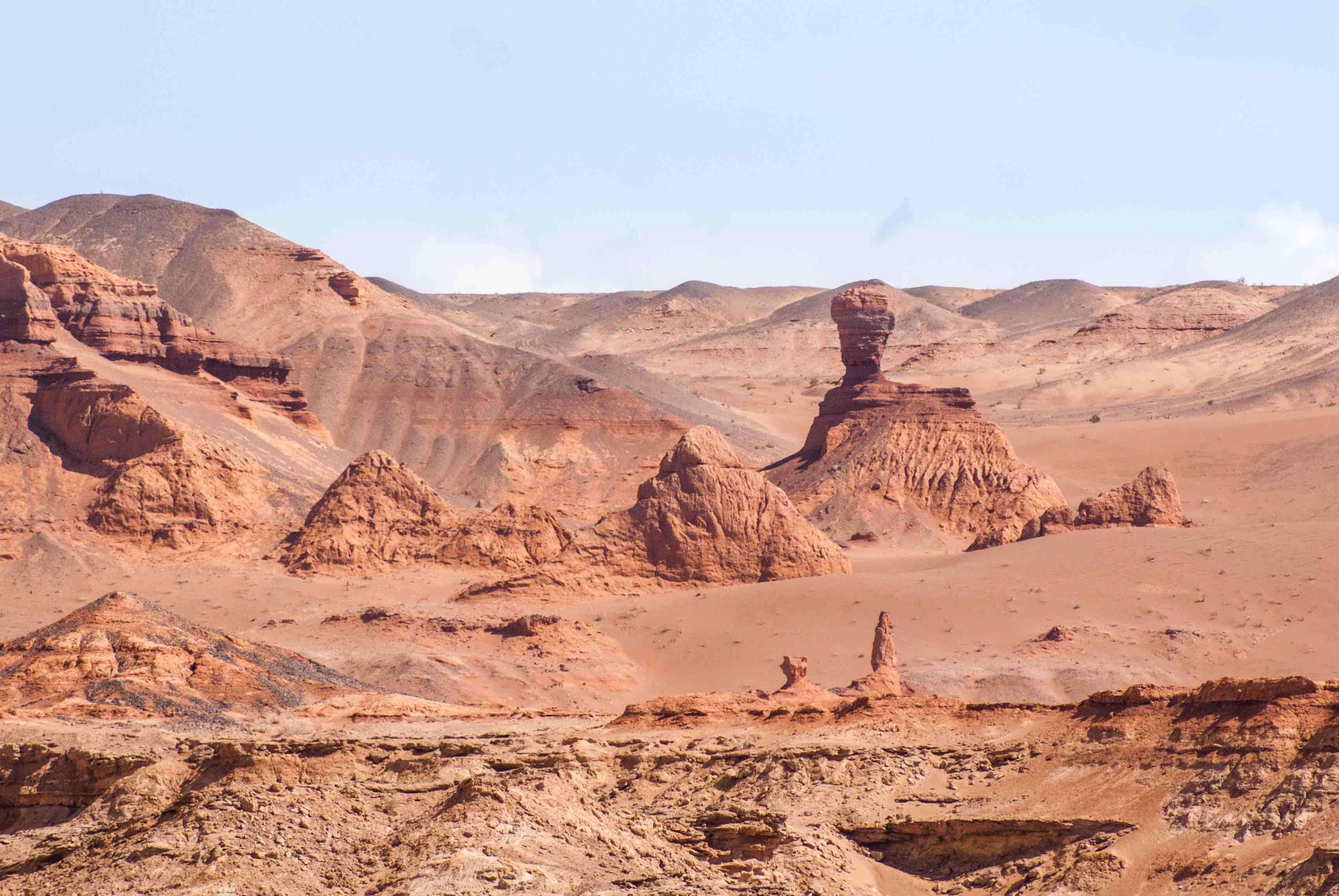 Khermen Tsav Canyon Gobi desert