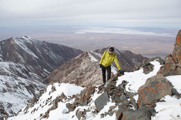 Baga Bogd Mountain 