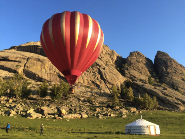 Ballooning in Terelj National Park