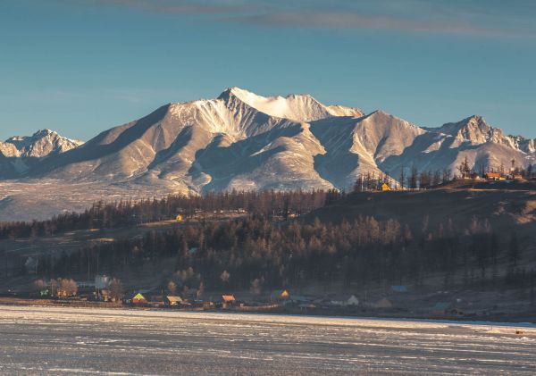 Munkh Saridag Mountain