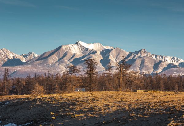 Munkh Saridag Mountain